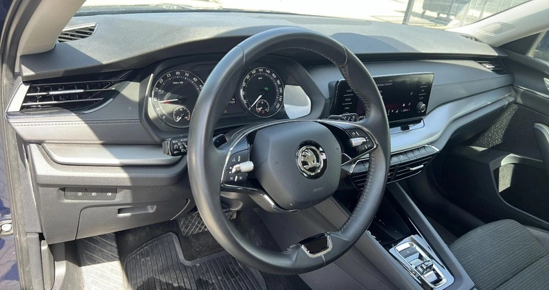 Skoda Octavia cena 70800 przebieg: 188652, rok produkcji 2021 z Drzewica małe 301